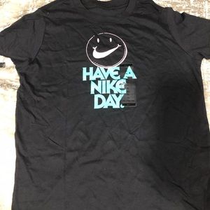 Nike Girls T-Shirt 💙